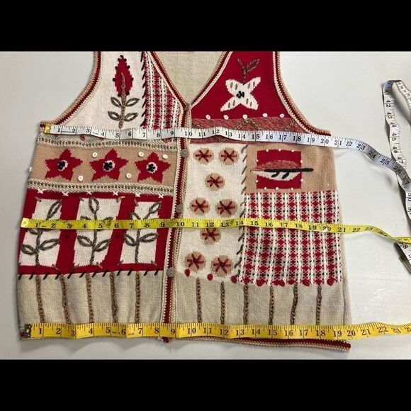 BLAST Christmas Sweater Vest,‎ Size Large Petite,Cream, Red & Tan, Stars & Trees - Picture 6 of 8